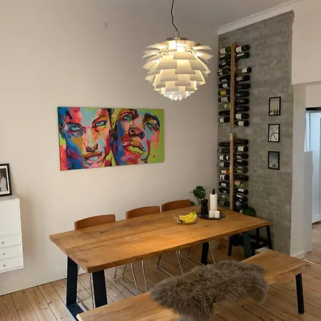 Cozy Near Tivoli & Nyhavn Lägenhet *