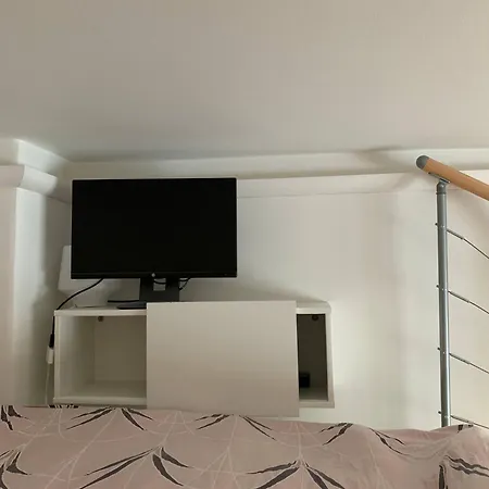 Daire Cozy Near Tivoli & Nyhavn